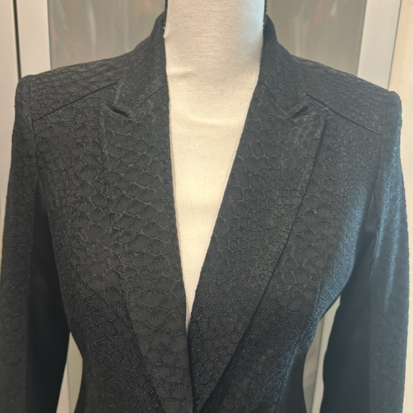 Cache Blazer 4 - Picture 2 of 4